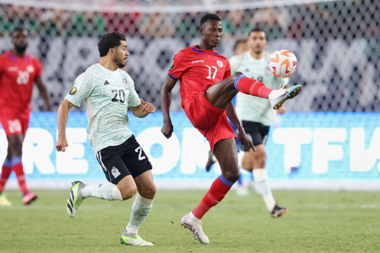 Gold Cup : Haïti subit une défaite face au Mexique mais peut encore se qualifier