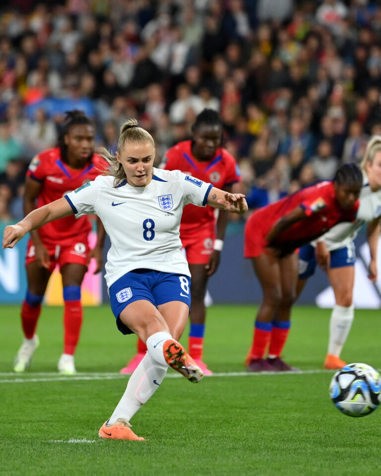 Victoire étriquée de l’Angleterre face à Haïti lors de leur premier match en Coupe du monde