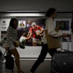 Paris 2024 : « A moins d’un an des Jeux, la France cherche à se rassurer avec le Mondial de rugby »