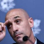 Baiser forcé : Luis Rubiales, ex-président de la fédération espagnole de football, suspendu trois ans par la FIFA