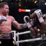 Boxe : Saul « Canelo » Alvarez bat Jermell Charlo et conserve ses titres mondiaux chez super-moyens
