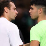 Tennis : Carlos Alcaraz battu d’entrée par Roman Safiullin au Masters 1000 de Paris-Bercy